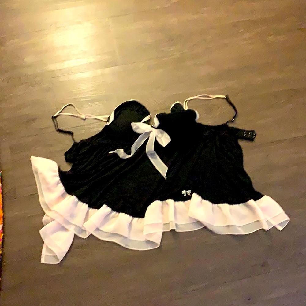 Victoria’s Secret babydoll ruffle bustier 34B